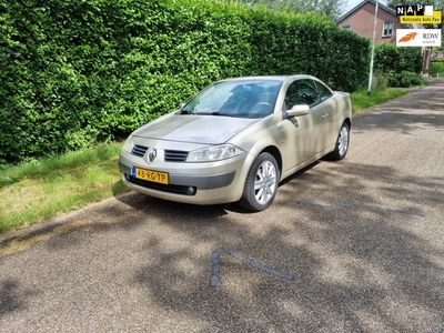 Renault Mégane Coupé-Cabriolet 2.0-16V Privilège Luxe