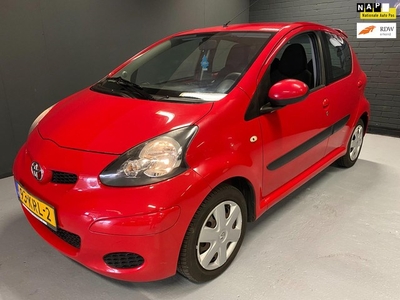 Toyota Aygo 1.0-12V Comfort NL Auto Lage KM NAP APK Spoiler