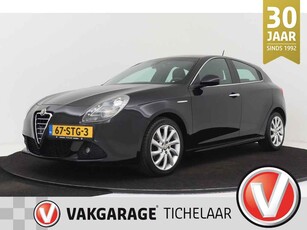 Alfa Romeo Giulietta 1.4 T Distinctive | Org NL | Climate Control | Distributie Recent Vervangen | Leer | Xenon |