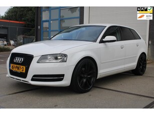 Audi A3 Sportback 1.6 TDI Attraction Business Edition /