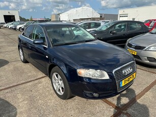 Audi A4 Limousine 2.0 Pro Line - Koppeling niet 100%! -