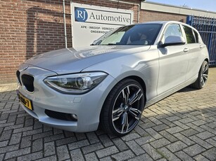 BMW 1-serie 114i Upgrade Edition APK/NAP/CLIMA (bj 2012)