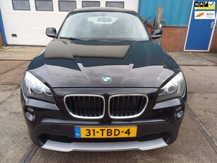 BMW X1 SDrive20i Business. MOTOR DEFECT! 179.DKM. PLAATJE!!