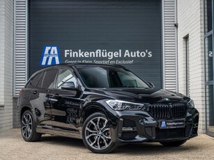 BMW X1 XDrive25e M-Sport 220 PK BTW Pano Memory Head-up