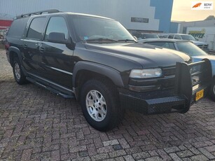 Chevrolet CHEVROLET SUBURBAN Grijs kenteken LPG BENZINE