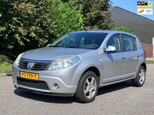 Dacia Sandero 1.4 Lauréate Distributieriem