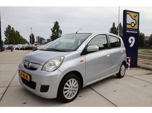 Daihatsu Cuore 1.0 Premium AUTOMAAT Airco, CV