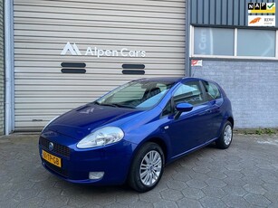 Fiat Grande Punto 1.4 Edizione Blue & Me Eerste