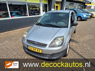 Ford Fiesta 1.3-8/ Sound