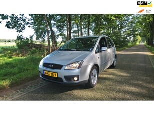 Ford FOCUS C-MAX GHIA met Nieuwe Apk ! inruil mogelijk !