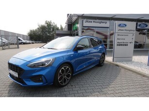 Ford Focus Wagon 1.0 125 pk ST Line Automaat LED, 18