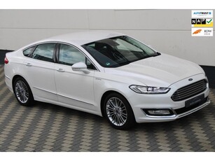 Ford Mondeo 2.0 IVCT HEV Vignale Parelmoer metallic WAUW !!!