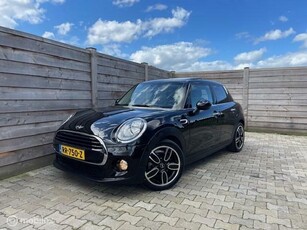 Mini Cooper 1.5 Business Pannodak - 136PK 5Drs