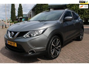 Nissan Qashqai 1.2 Tekna AUTOMAAT TREKHAAK PANORAMADAK