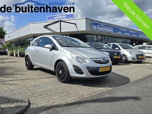 Opel Corsa 1.0-12V Edition (bj 2012)