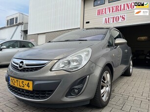 Opel Corsa 1.4-16V Cosmo AIRCO