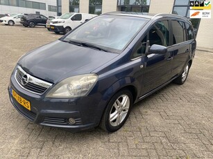 Opel Zafira 2.2 Executive / 1 JAAR APK / NAP / AIRCO /