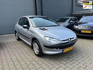 Peugeot 206 1.4 XT AUTOMAAT/NAP