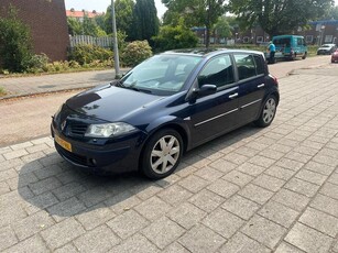 Renault Mégane 2.0-16V Tech Line Leder Panorama Airco