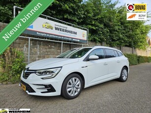 Renault Megane Estate 1.6 E-Tech Plug-In Hybrid 160 LEDER