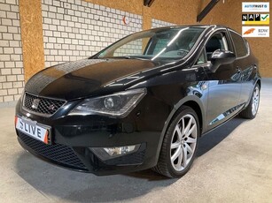 Seat Ibiza 1.0 TSI FR, PANO, XENON, ALCANTARA!