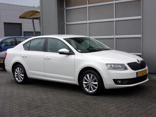 Skoda OCTAVIA 1.0 TSI Greentech Style Business Xenon/Navi/Cruise!!