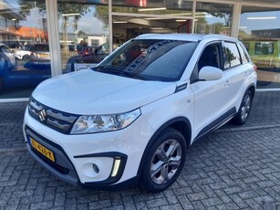 Suzuki Vitara 1.6 exclusive met trekhaak 1e eigenaar