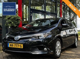 Toyota Auris Touring Sports 1.8 Hybrid Lease Cruise