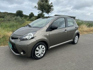 Toyota Aygo 1.0 VVT-i Access MET SLECHTS 107445 KM