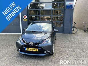 Toyota Aygo 1.0 VVT-i x-play / Airco/ Apple Carplay/Android