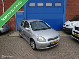 Toyota Yaris 1.3-16V VVT-i Sol