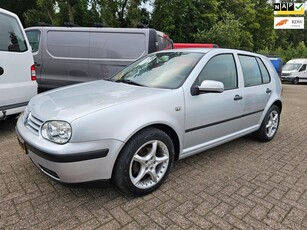 Volkswagen Golf 1.4-16V Trendline 5-deurs *apk:09-2025*