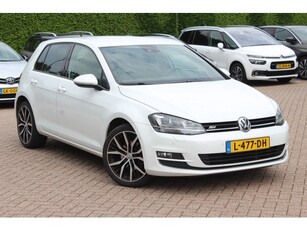 Volkswagen Golf 1.4 TSI Highline 140pk! R-line / Camera /