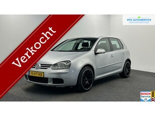 Volkswagen Golf 1.6 FSI Comfortline SLECHTS 122000 KM !!