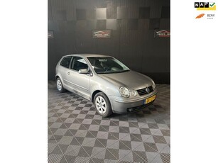 Volkswagen Polo 1.2-12V Airco Cruise Nieuwe APK