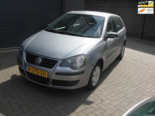 Volkswagen Polo 1.4-16V Trendline goal