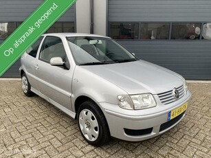 Volkswagen Polo 1.4-16V Trendline SLECHTS 84000 NAP