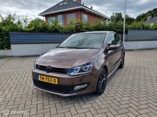 Volkswagen Polo 1.6 TDI BlueMotion Highline ( Panoramadak )