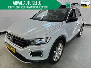 Volkswagen T-Roc 1.5 TSI 150pk Automaat Sport Executive