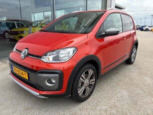 Volkswagen up! 1.0 TSI BMT cross up! Camera Climatronic