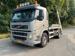 Volvo FM FM9 4x2 Hyva portaal 14 tons (bj 2006)