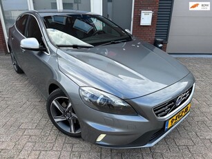 Volvo V40 1.6 T2 Ocean Race / Navi / Leder / PDC / Cruise /