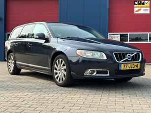 Volvo V70 2.0D Airco + Cruise control + Nieuwe Apk