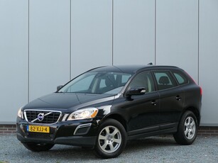 Volvo XC60 T5 Kinetic Navi / Trekhaak / Bluetooth / Goed