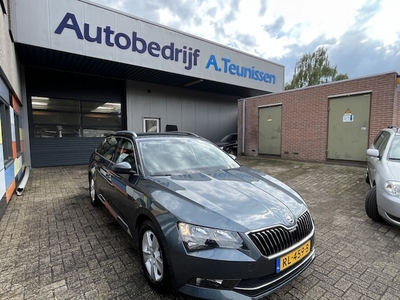 Skoda Superb Benzine