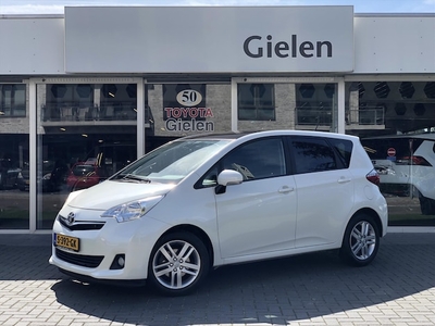 Toyota Verso-S Benzine