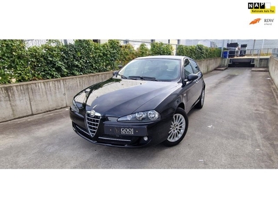 Alfa Romeo 147 1.6 T.Spark Progression CLIMA LEDER NAP