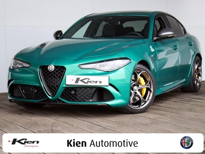 Alfa Romeo Giulia 2.9 V6 Quadrifoglio Carbon specs