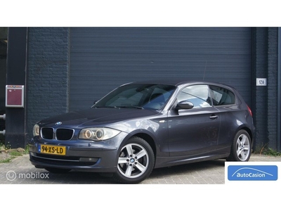 BMW 118i High Executive / Nwe ketting/ Navi / Sportstoelen