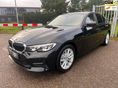 BMW 3-serie 330e LED Harman&Kardon Live Cockpit apple